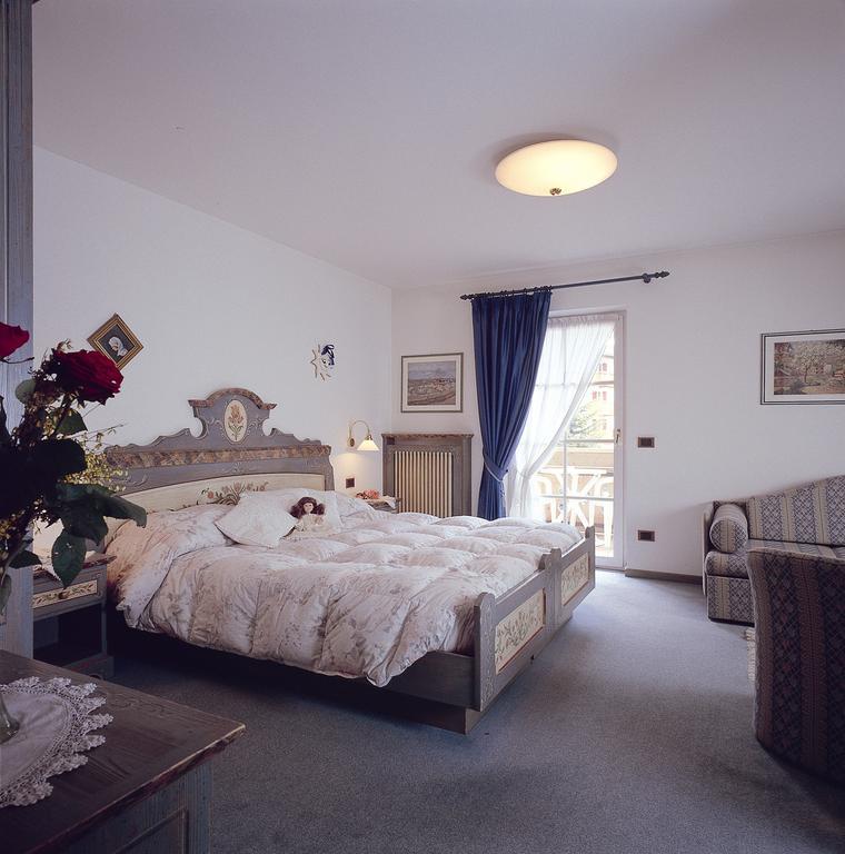 Hotel Garni Soreie Pozza di Fassa Exteriér fotografie