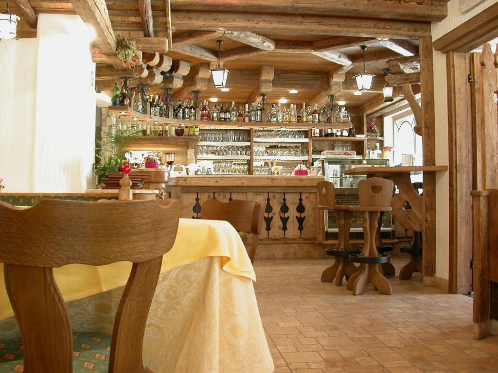 Hotel Garni Soreie Pozza di Fassa Exteriér fotografie